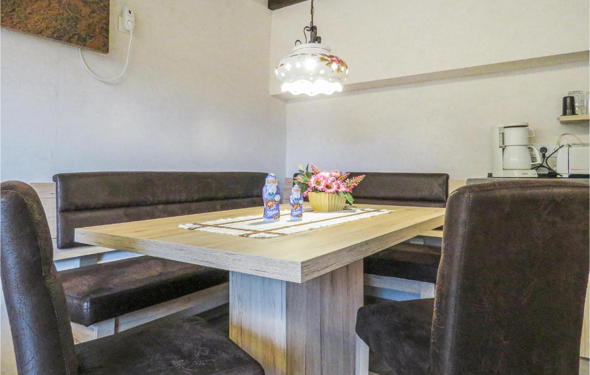 Amazing Apartment In Hinterweidenthal With Wifi Kültér fotó